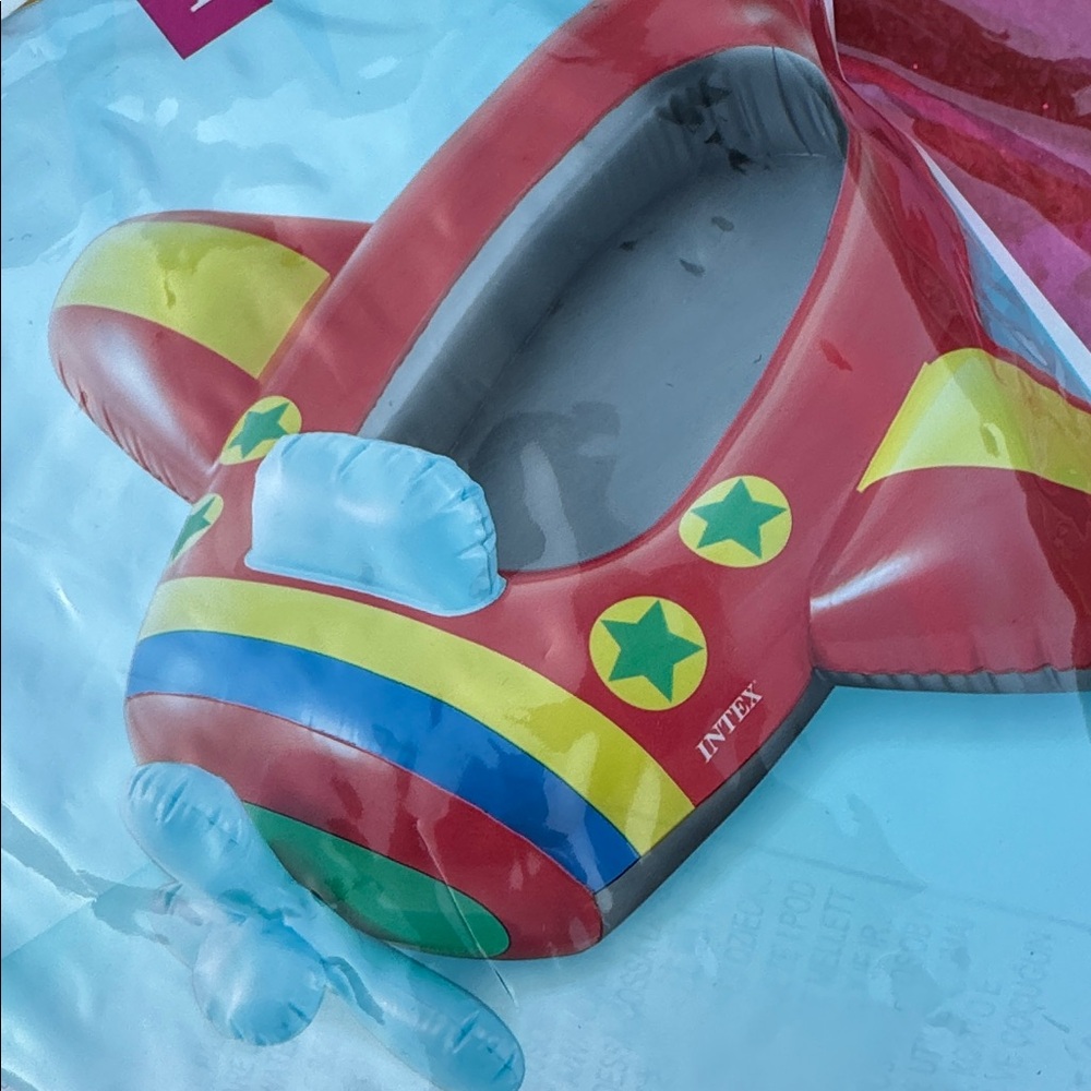 Intex Pool Cruiser Float - Picture 2 of 4